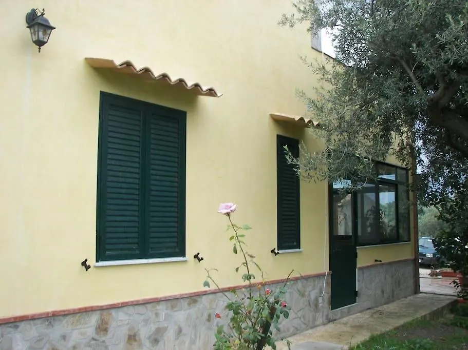 וילה הוילה טראביה Il Giardino Degli Ulivi